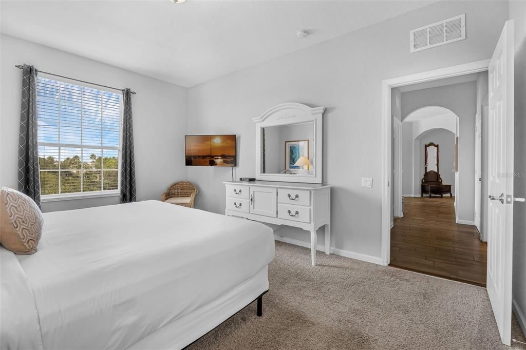 Active With Contract: $520,000 (3 beds, 2 baths, 1447 Square Feet)