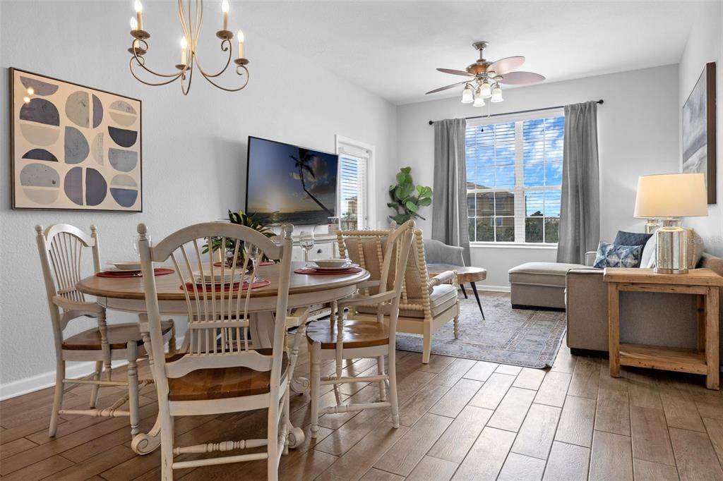 Active With Contract: $520,000 (3 beds, 2 baths, 1447 Square Feet)