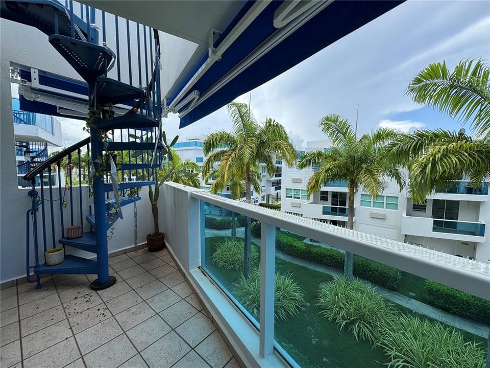 For Sale: $250,000 (2 beds, 2 baths, 0 Square Feet)