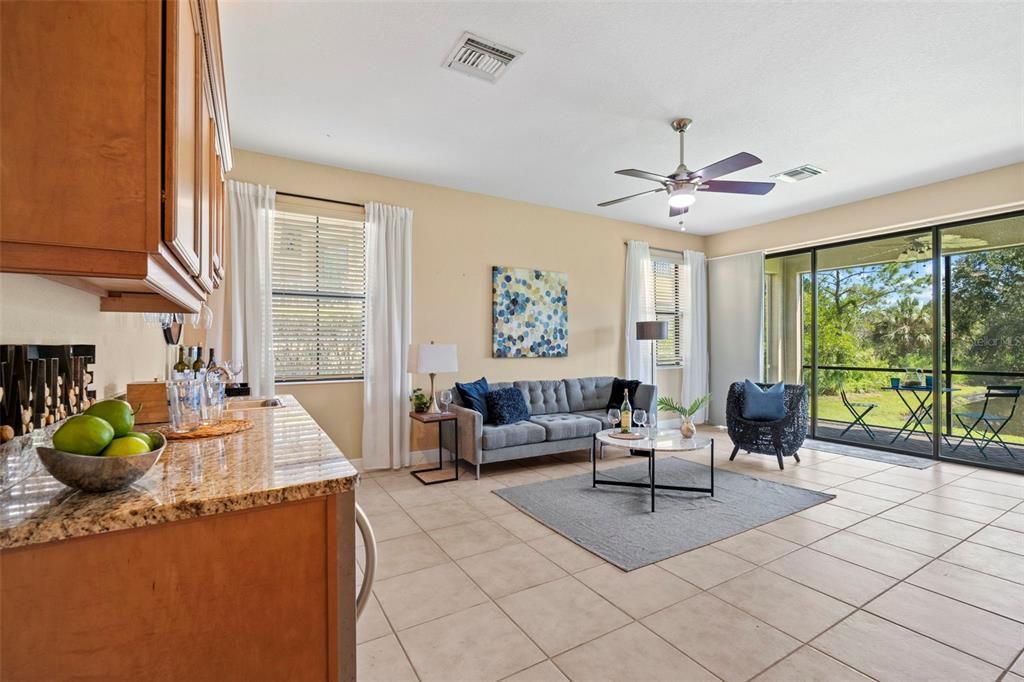 待售: $550,000 (3 贝兹, 2 浴室, 2670 平方英尺)