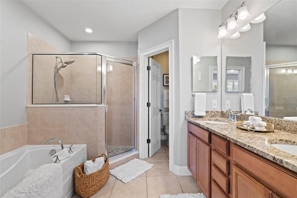 待售: $550,000 (3 贝兹, 2 浴室, 2670 平方英尺)