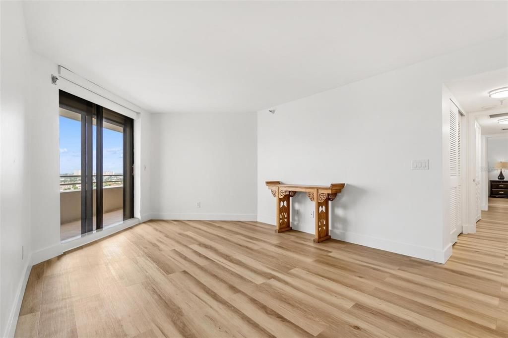 En Venta: $630,000 (2 camas, 2 baños, 1476 Pies cuadrados)