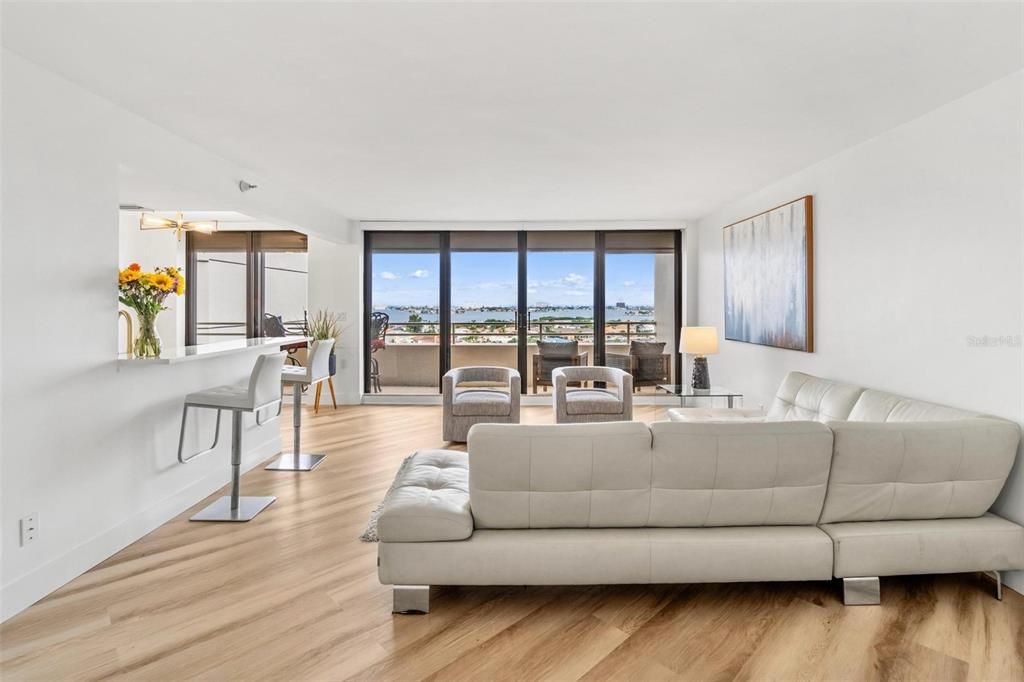 En Venta: $630,000 (2 camas, 2 baños, 1476 Pies cuadrados)