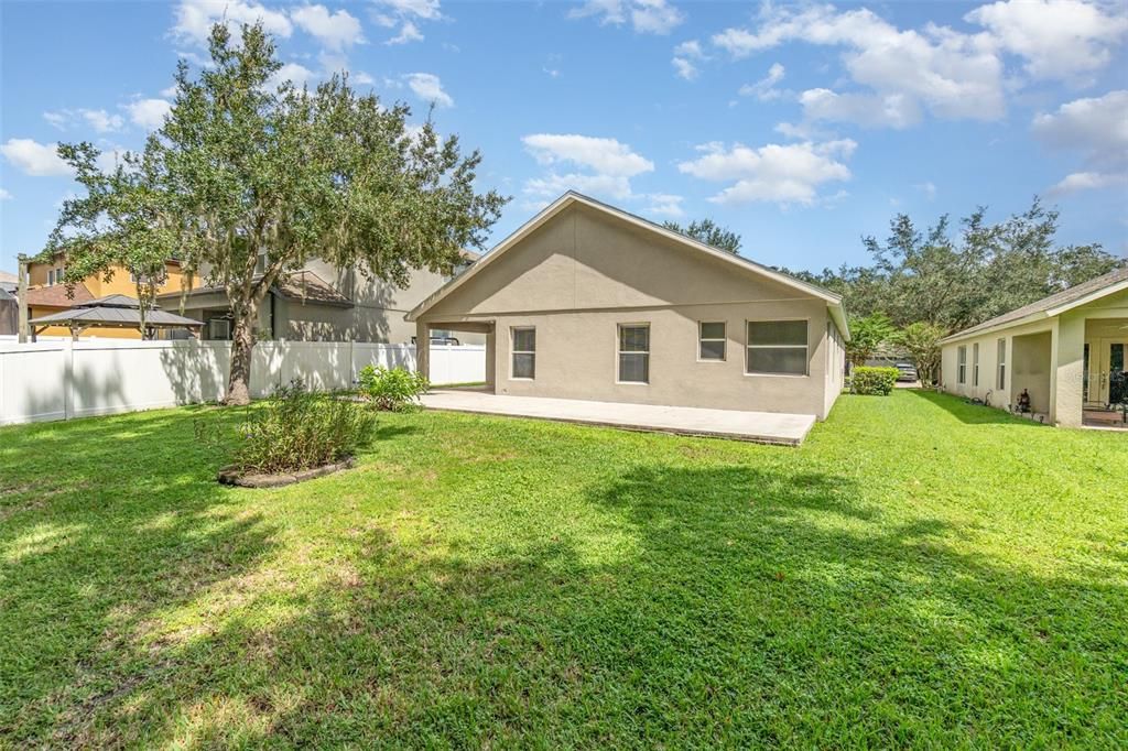 Под контрактом: $2,400 (3 спален, 2 ванн, 1806 Квадратных фут)