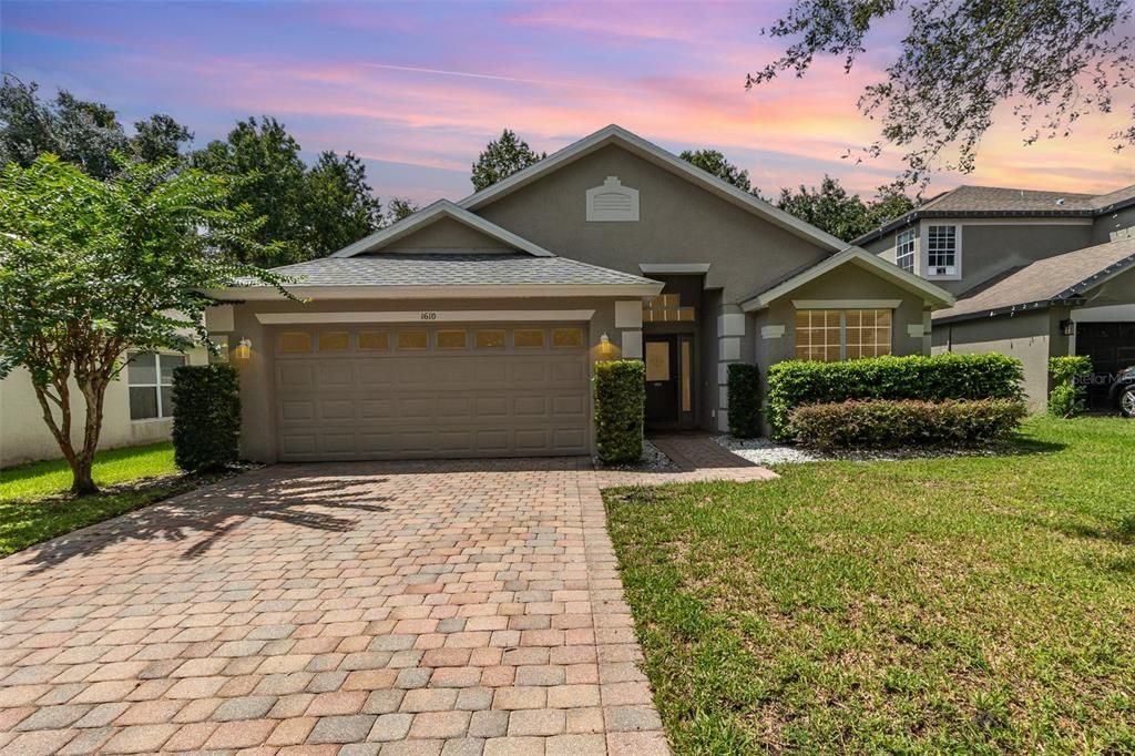 Под контрактом: $2,400 (3 спален, 2 ванн, 1806 Квадратных фут)