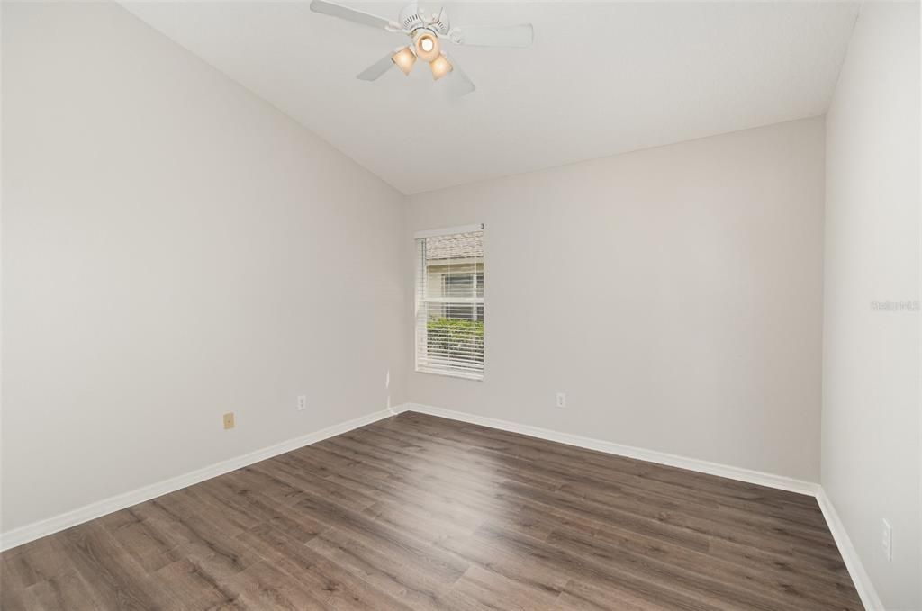 Под контрактом: $2,400 (3 спален, 2 ванн, 1806 Квадратных фут)