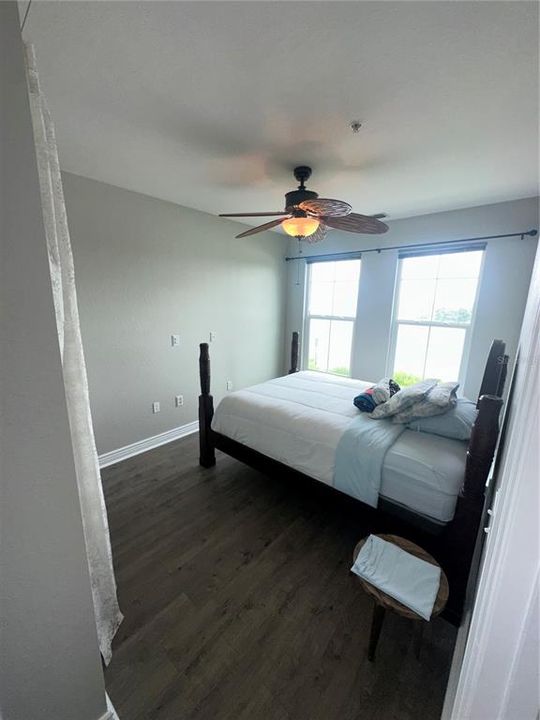 В аренду: $3,200 (3 спален, 2 ванн, 1870 Квадратных фут)