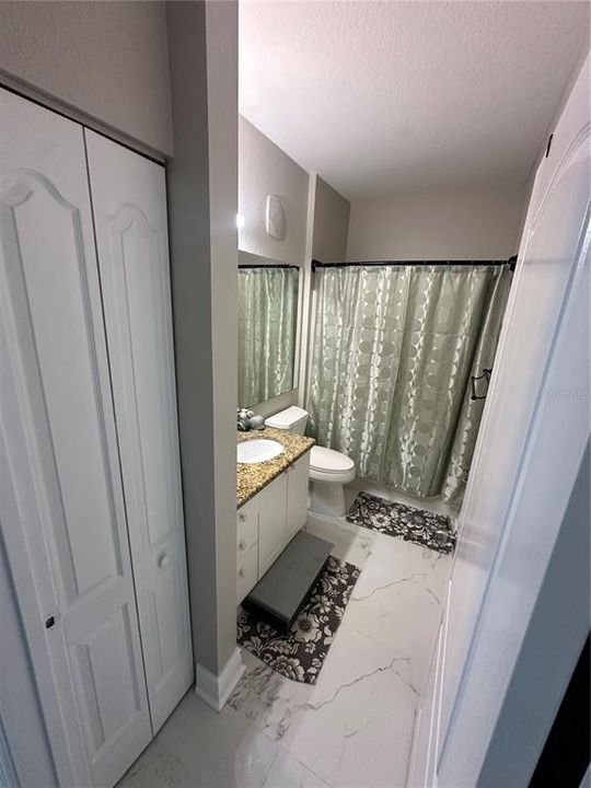 В аренду: $3,200 (3 спален, 2 ванн, 1870 Квадратных фут)