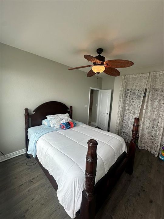 В аренду: $3,200 (3 спален, 2 ванн, 1870 Квадратных фут)