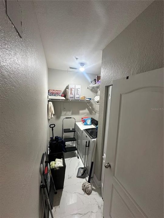 В аренду: $3,200 (3 спален, 2 ванн, 1870 Квадратных фут)