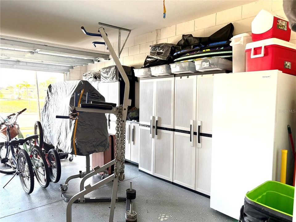 待售: $450,000 (5 贝兹, 3 浴室, 2601 平方英尺)