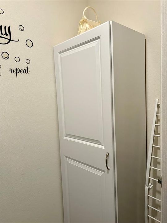 待售: $450,000 (5 贝兹, 3 浴室, 2601 平方英尺)