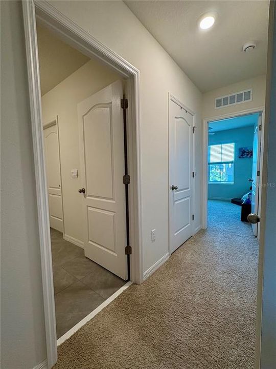 待售: $450,000 (5 贝兹, 3 浴室, 2601 平方英尺)