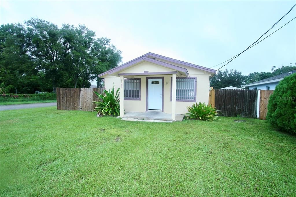 Activo con contrato: $204,900 (2 camas, 1 baños, 690 Pies cuadrados)