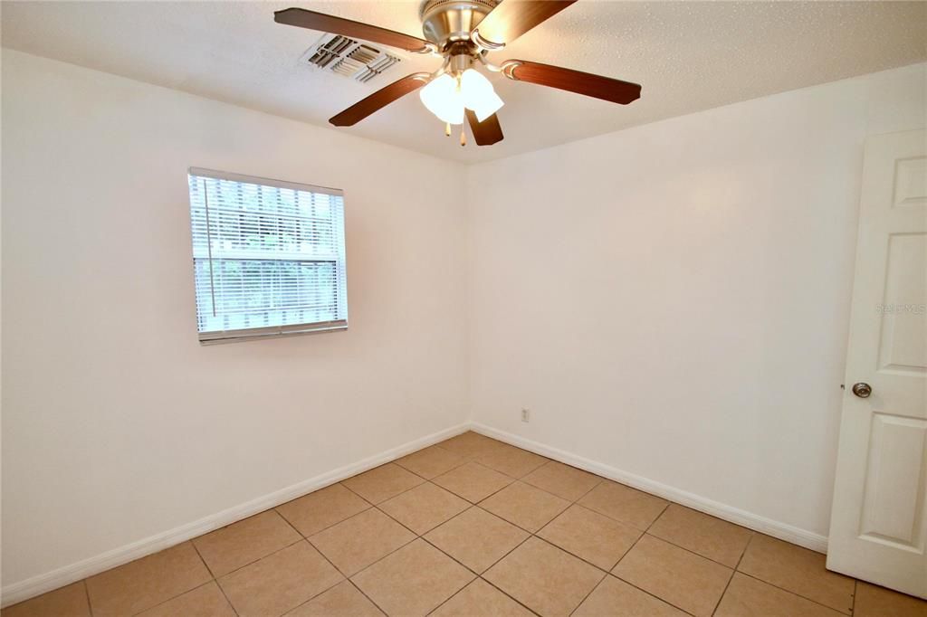 Activo con contrato: $204,900 (2 camas, 1 baños, 690 Pies cuadrados)