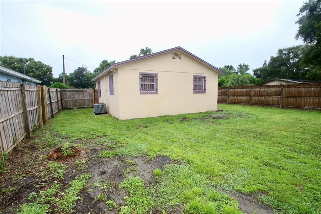 Activo con contrato: $204,900 (2 camas, 1 baños, 690 Pies cuadrados)