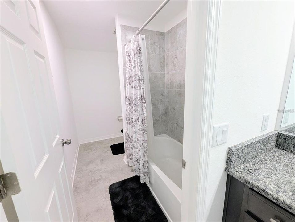 For Rent: $2,390 (4 beds, 3 baths, 2615 Square Feet)