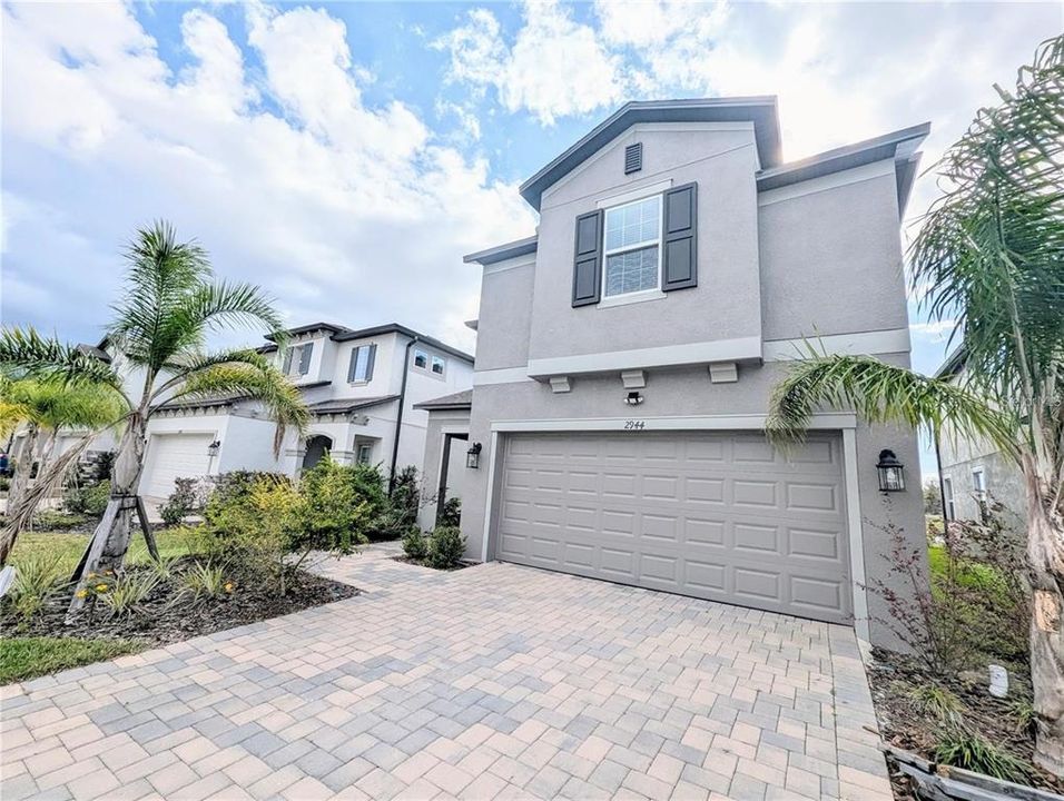 For Rent: $2,390 (4 beds, 3 baths, 2615 Square Feet)