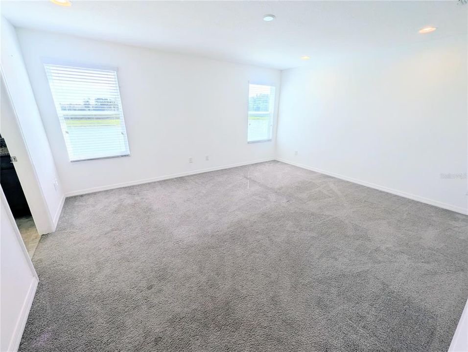 For Rent: $2,390 (4 beds, 3 baths, 2615 Square Feet)