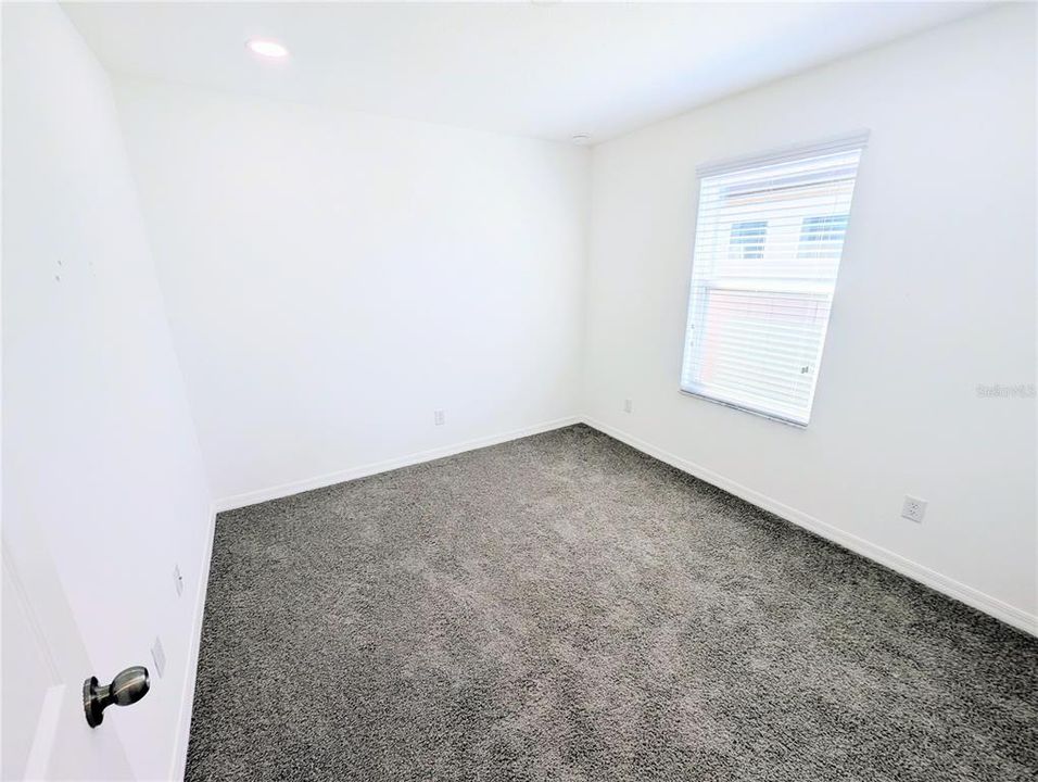 For Rent: $2,390 (4 beds, 3 baths, 2615 Square Feet)