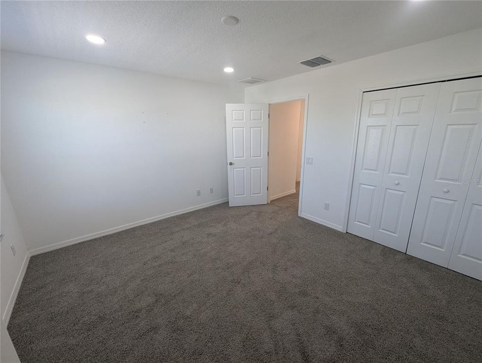 For Rent: $2,390 (4 beds, 3 baths, 2615 Square Feet)