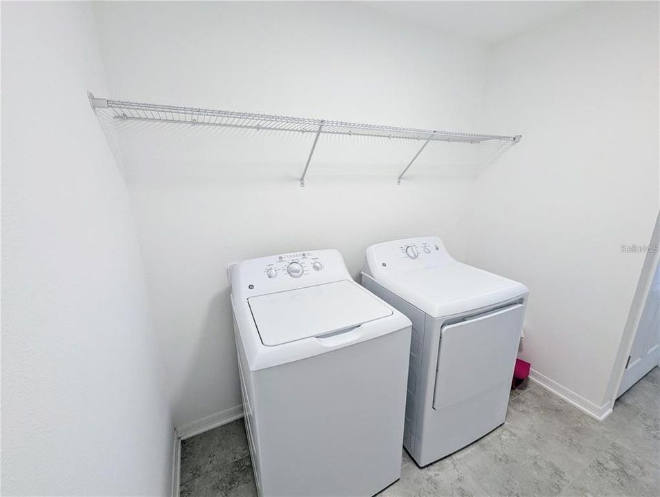 For Rent: $2,390 (4 beds, 3 baths, 2615 Square Feet)