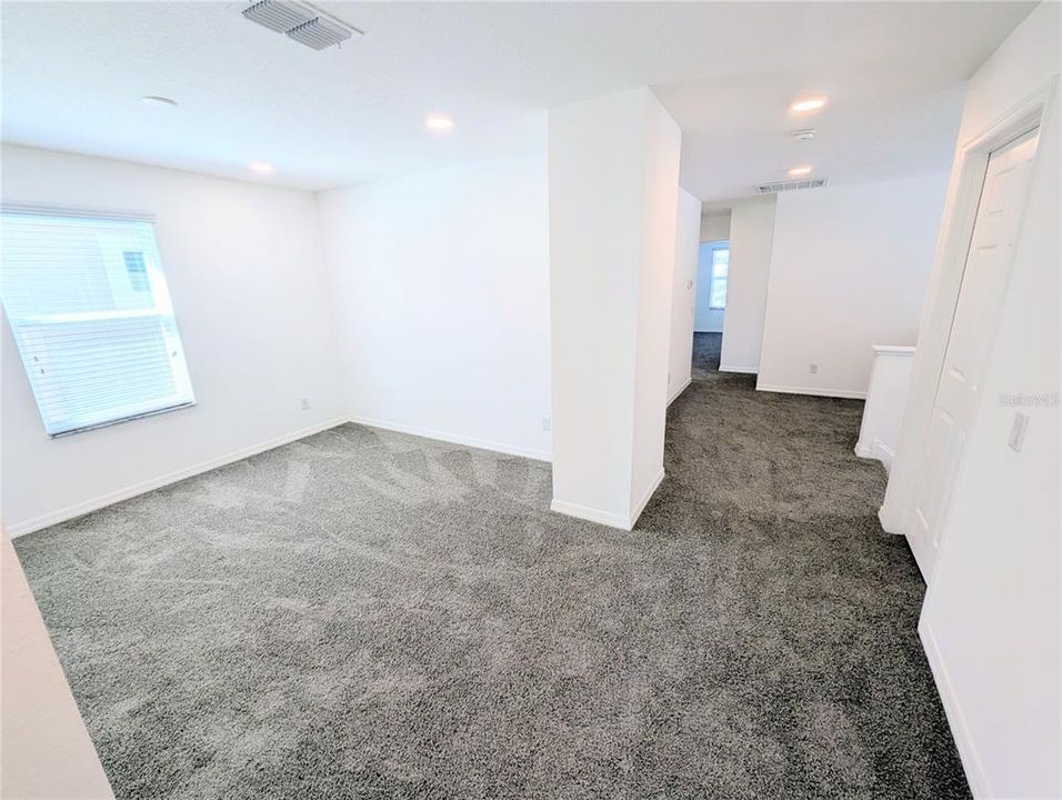 For Rent: $2,390 (4 beds, 3 baths, 2615 Square Feet)