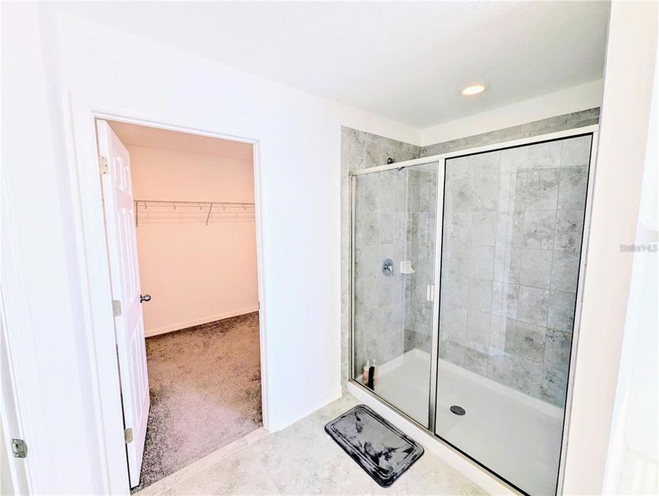 For Rent: $2,390 (4 beds, 3 baths, 2615 Square Feet)