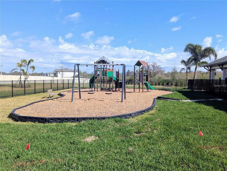 For Rent: $2,390 (4 beds, 3 baths, 2615 Square Feet)