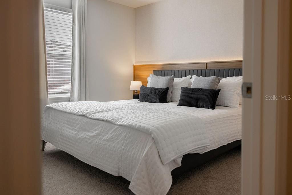 待售: $935,000 (7 贝兹, 5 浴室, 3274 平方英尺)