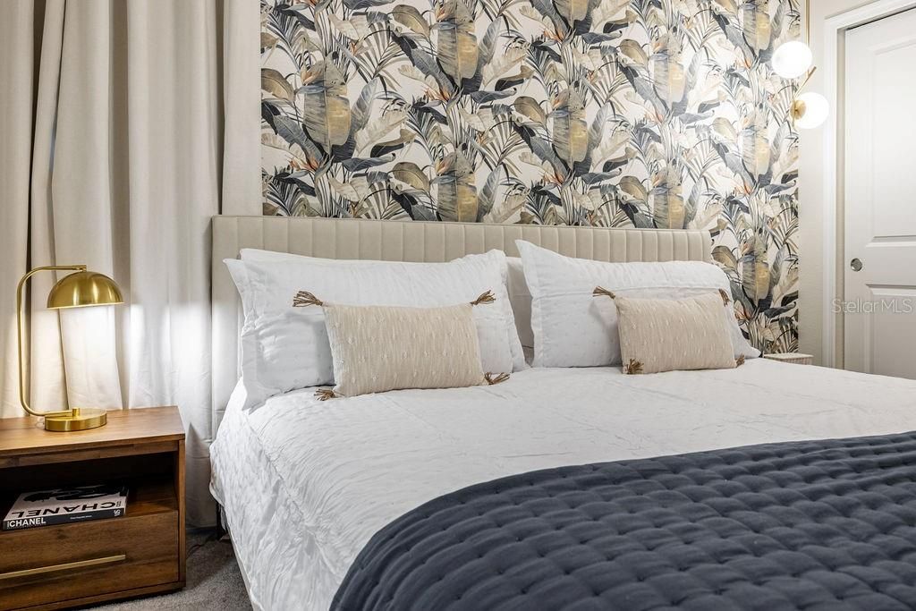 待售: $935,000 (7 贝兹, 5 浴室, 3274 平方英尺)