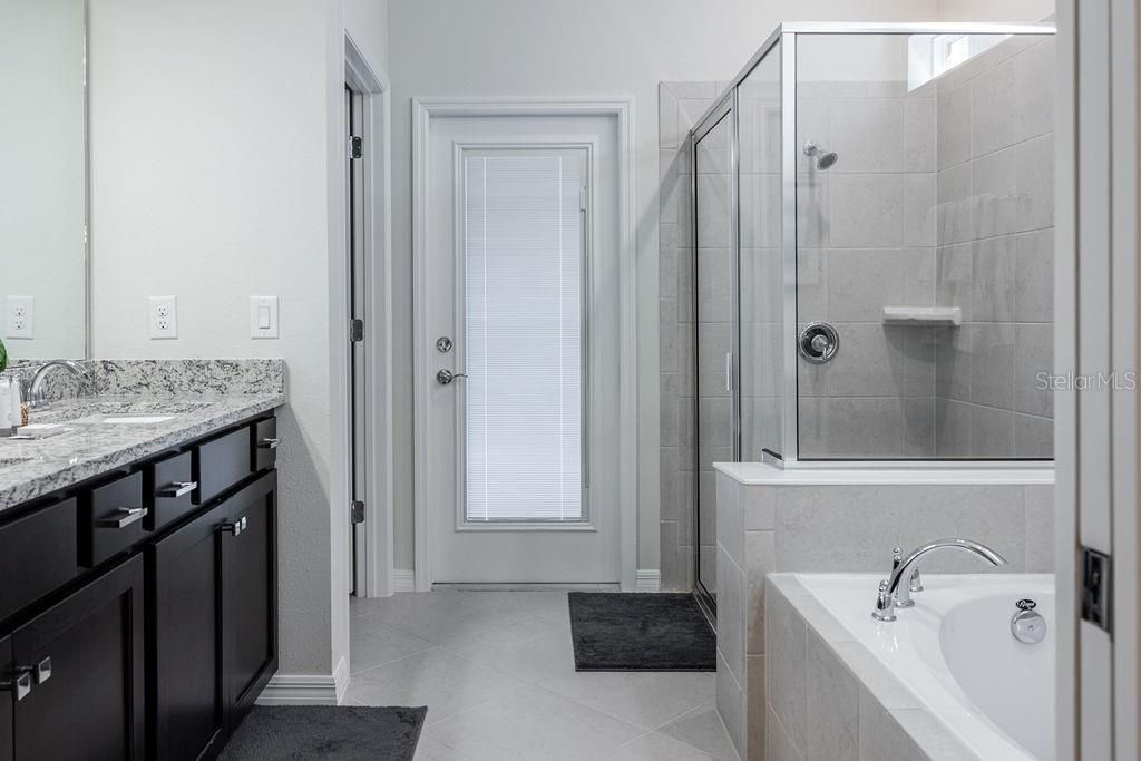 待售: $935,000 (7 贝兹, 5 浴室, 3274 平方英尺)