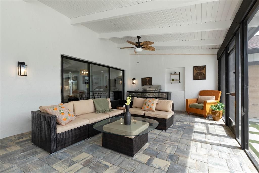 For Sale: $1,049,000 (4 beds, 3 baths, 2541 Square Feet)