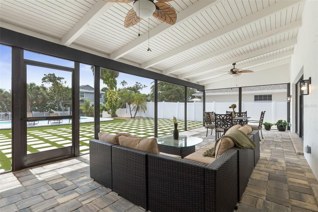 For Sale: $1,049,000 (4 beds, 3 baths, 2541 Square Feet)