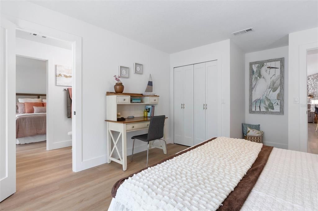 For Sale: $1,049,000 (4 beds, 3 baths, 2541 Square Feet)