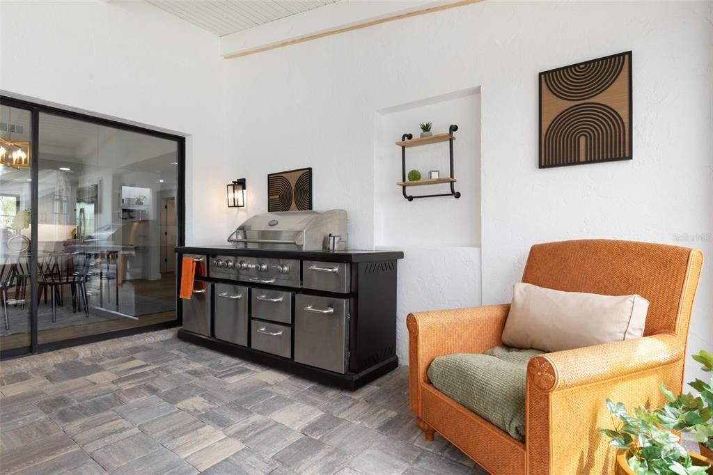 For Sale: $1,049,000 (4 beds, 3 baths, 2541 Square Feet)