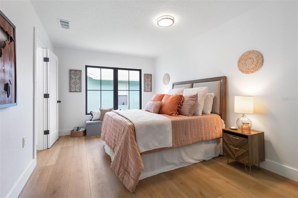 For Sale: $1,049,000 (4 beds, 3 baths, 2541 Square Feet)