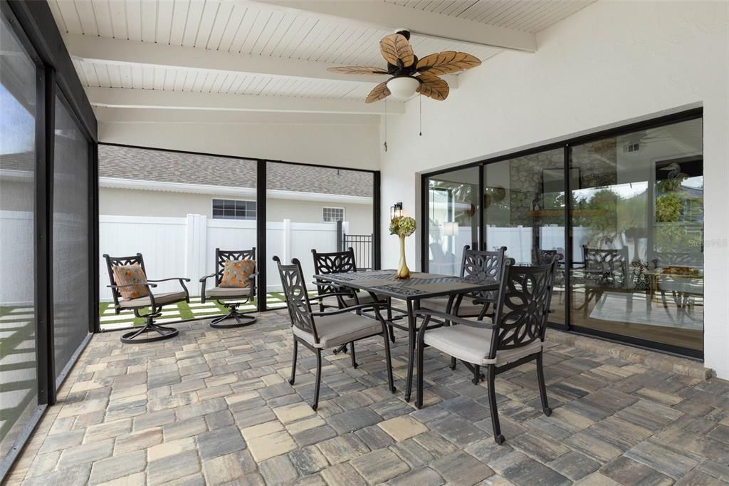 For Sale: $1,049,000 (4 beds, 3 baths, 2541 Square Feet)