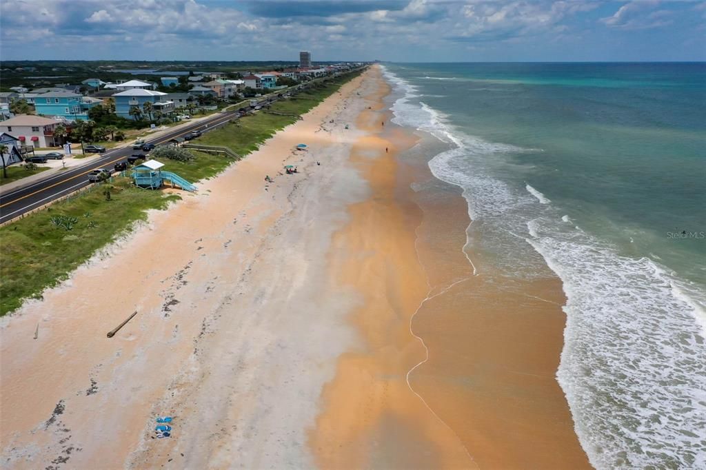 For Sale: $1,049,000 (4 beds, 3 baths, 2541 Square Feet)