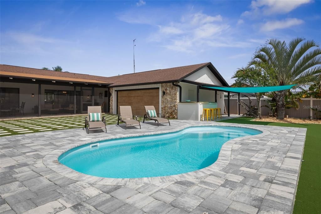 For Sale: $1,049,000 (4 beds, 3 baths, 2541 Square Feet)