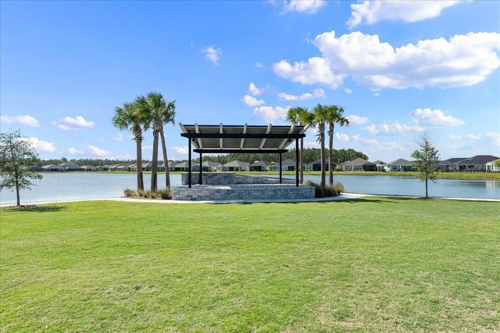 En Venta: $675,000 (4 camas, 3 baños, 2425 Pies cuadrados)