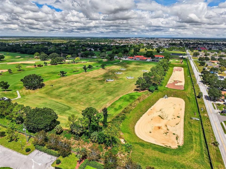 合同活跃: $195,000 (2 贝兹, 2 浴室, 1152 平方英尺)