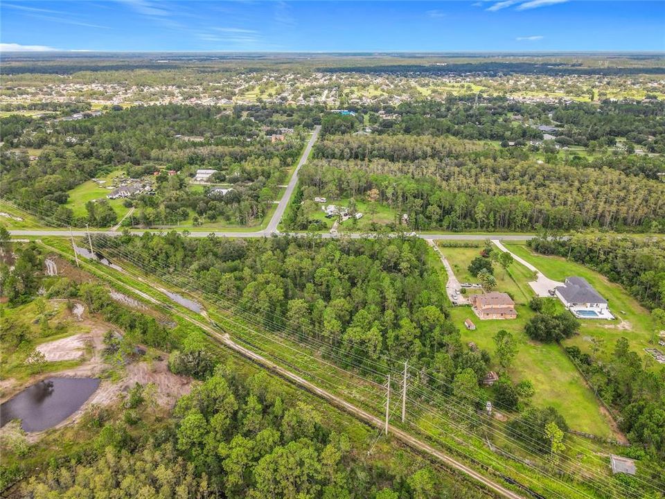 待售: $260,000 (3.98 acres)