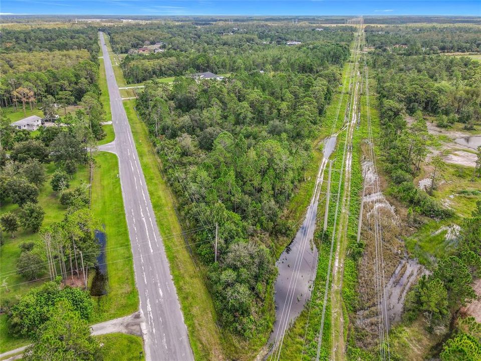 待售: $260,000 (3.98 acres)