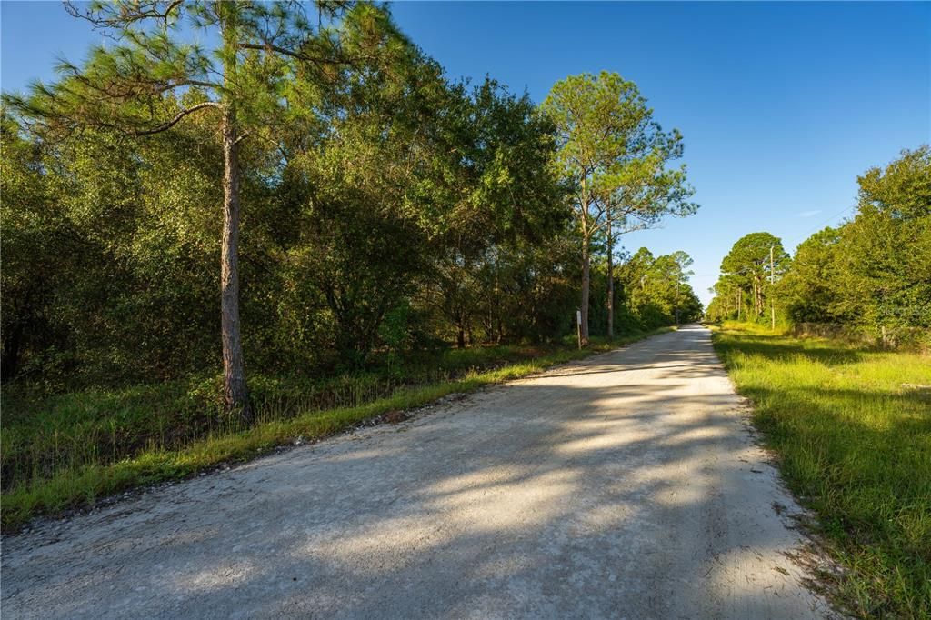 На продажу: $78,500 (2.50 acres)