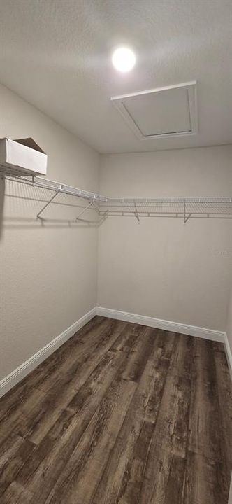 В аренду: $1,995 (4 спален, 2 ванн, 2086 Квадратных фут)