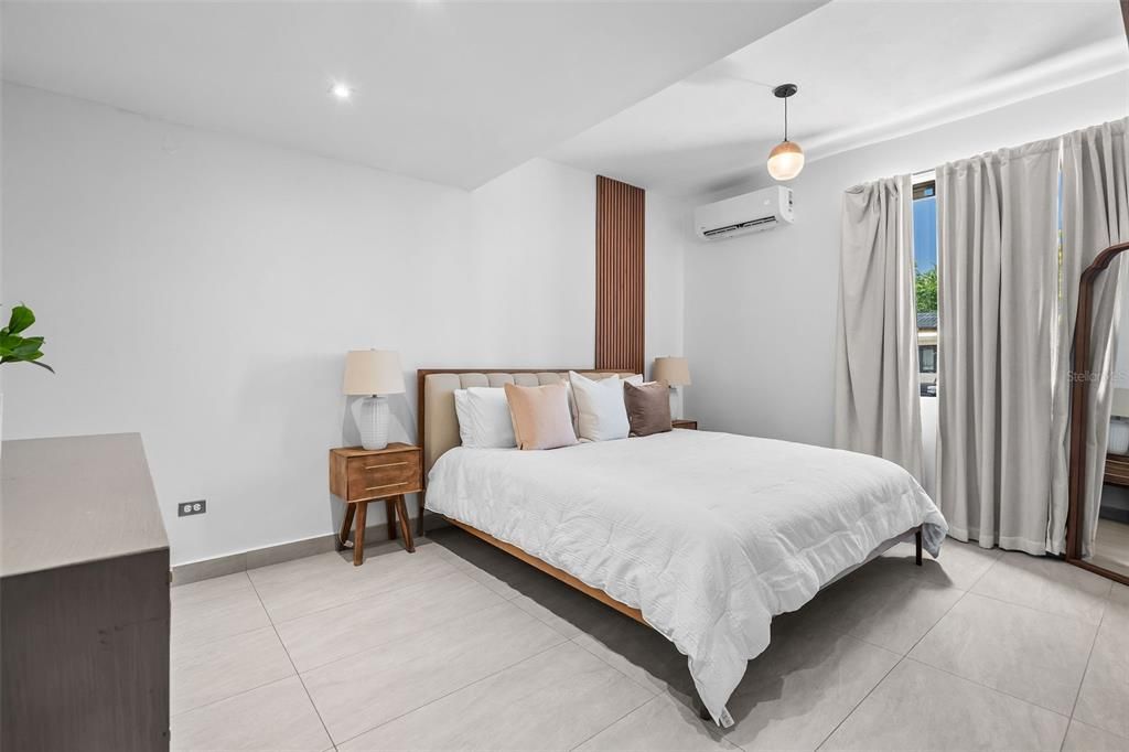 For Sale: $1,195,000 (5 beds, 3 baths, 2330 Square Feet)