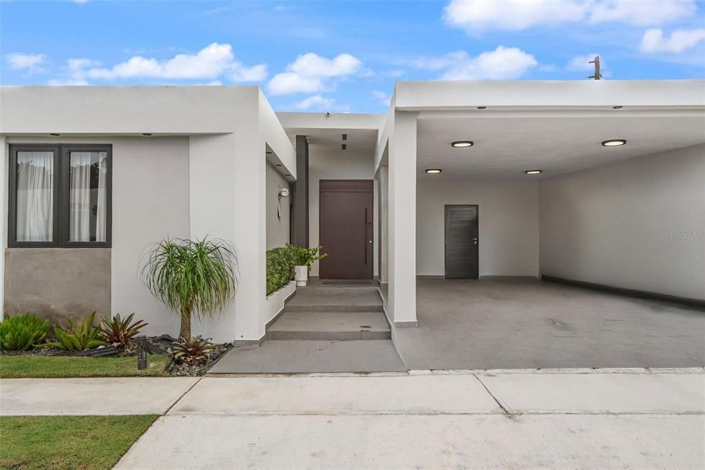 For Sale: $1,195,000 (5 beds, 3 baths, 2330 Square Feet)