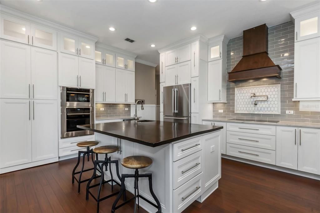 For Sale: $1,399,000 (5 beds, 3 baths, 3355 Square Feet)