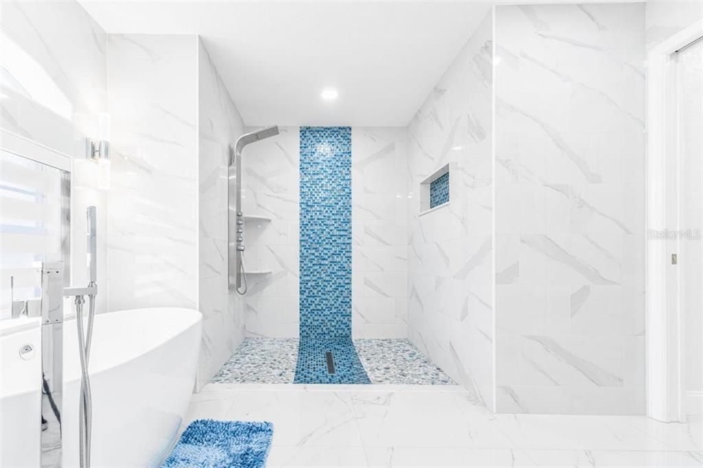 待售: $469,000 (3 贝兹, 3 浴室, 2166 平方英尺)